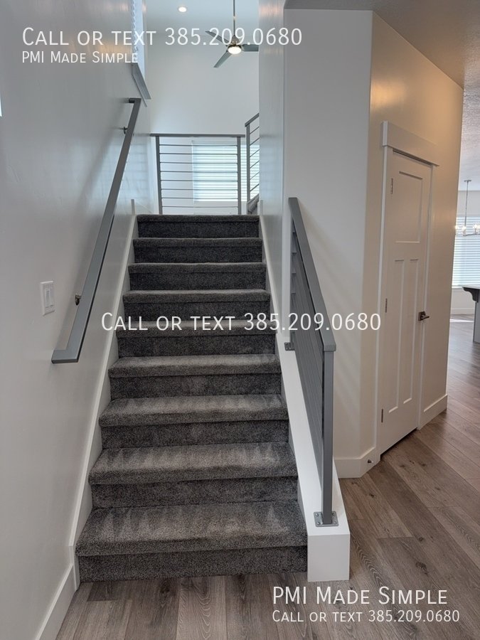 MOVE IN SPECIAL! $250 OFF FIRST MONTH RENT! Beautiful End-Unit Townhome Near Silicon Slopes property image