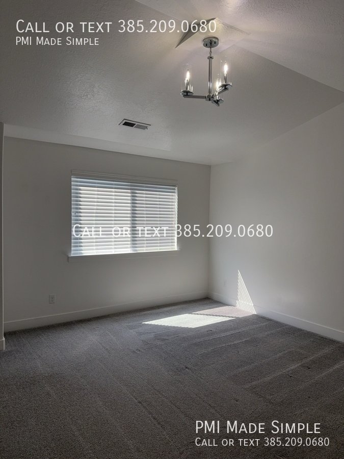 MOVE IN SPECIAL! $250 OFF FIRST MONTH RENT! Beautiful End-Unit Townhome Near Silicon Slopes property image