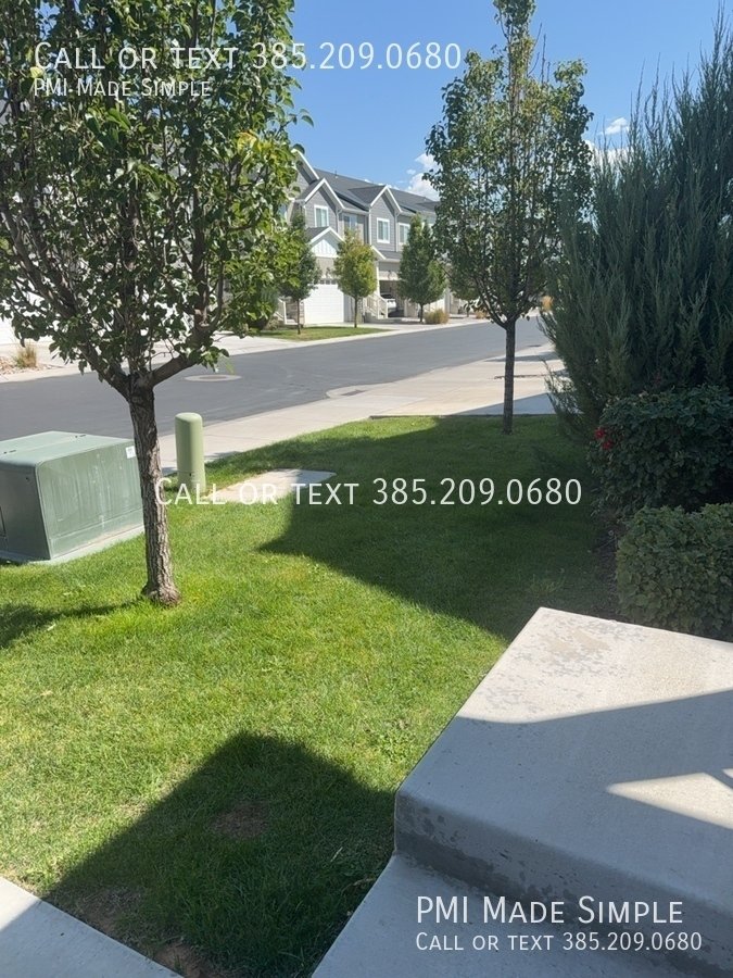 MOVE IN SPECIAL! $250 OFF FIRST MONTH RENT! Beautiful End-Unit Townhome Near Silicon Slopes property image