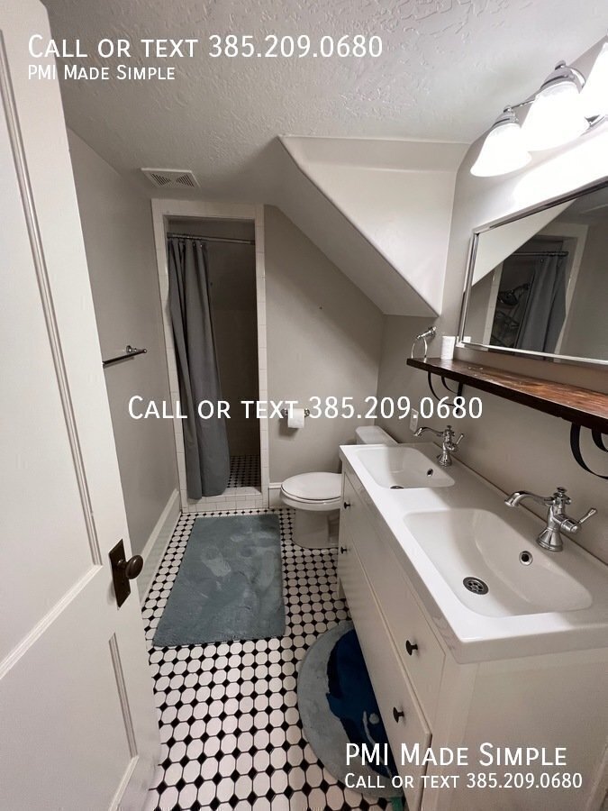 Christmas is on us!! | Huge GORGEOUS 5 Bed 3.5 Bath Victorian Home in Downtown Provo | property image