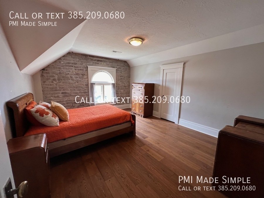 Christmas is on us!! | Huge GORGEOUS 5 Bed 3.5 Bath Victorian Home in Downtown Provo | property image