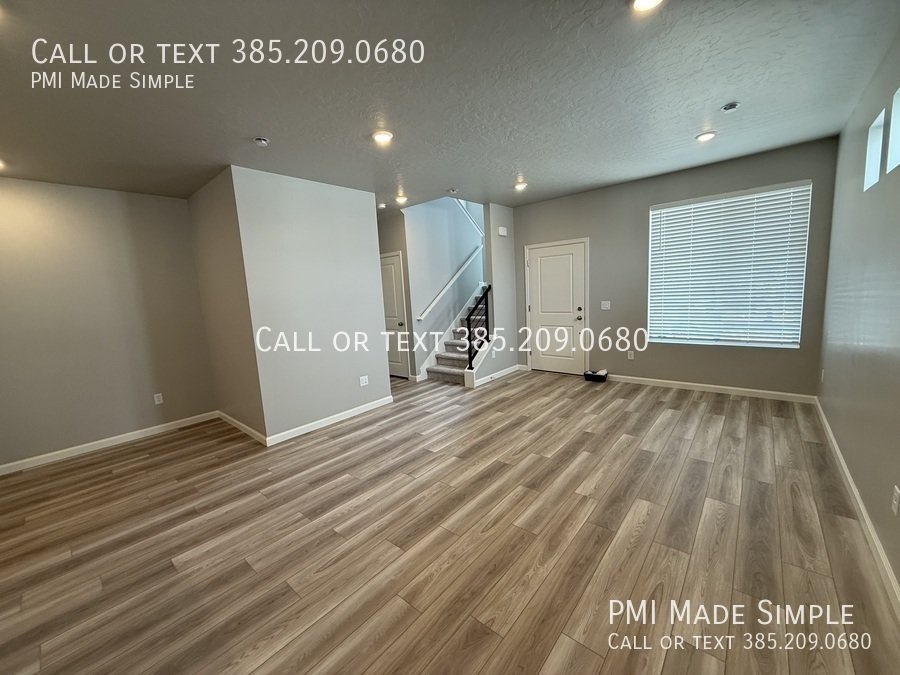 🏡 Christmas is on Us! | BRAND NEW Townhome w/ Community Pool | Pets Welcome! property image