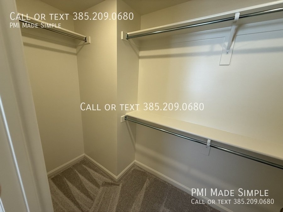 🏡 Christmas is on Us! | BRAND NEW Townhome w/ Community Pool | Pets Welcome! property image