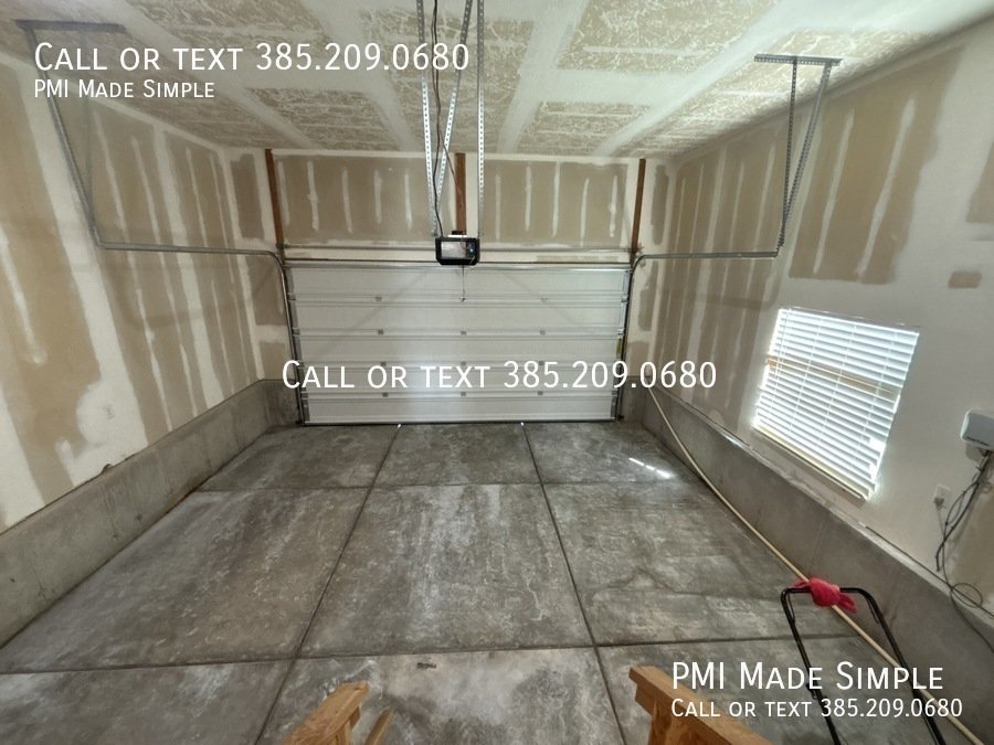 Incredible 3 BR Single Family Home! With Spooktacular Special! $400 off! property image