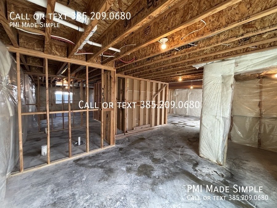 Incredible 3 BR Single Family Home! With Spooktacular Special! $400 off! property image