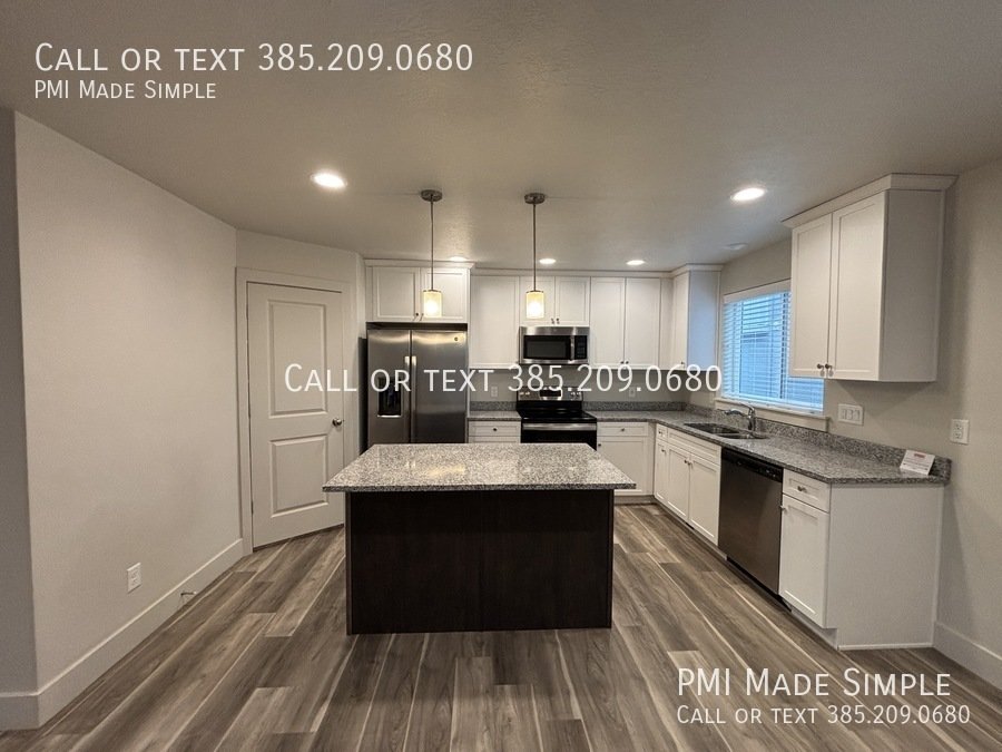 🎄 Christmas is on Us! LARGE Pet Friendly Townhome in Provo property image