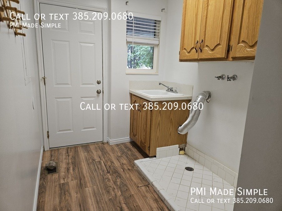 🎄 Christmas is on Us!  Upstairs Home w/ garage in Spanish Fork with Large Yard, Upstairs property image