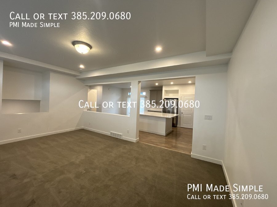 Beautiful NEW 3BR Home in Lehi w/Mountain Views CHECK OUT OUR XMAS SPECIAL! property image