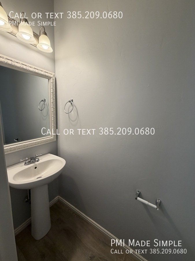 Beautiful Townhome in Riverton READY TO MOVE! property image