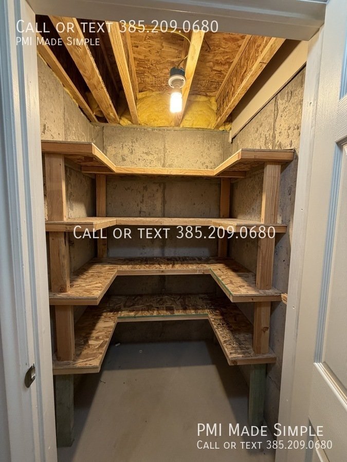 Beautiful Townhome in Riverton READY TO MOVE! property image