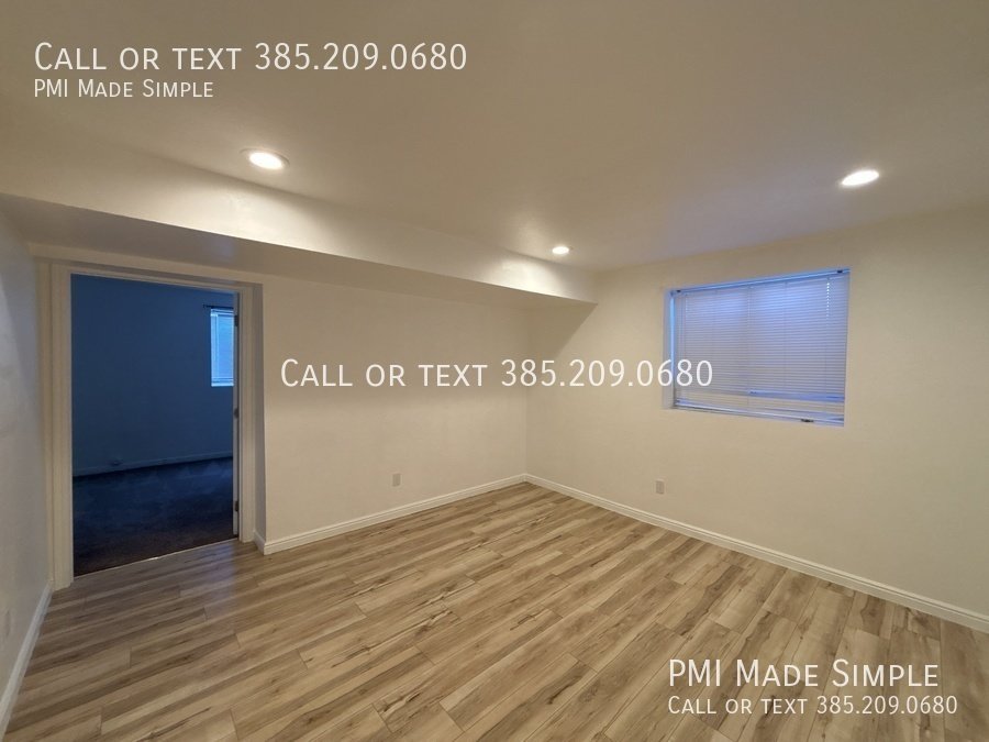 ☃️  $500 off First Month's Rent! Spacious Home w/ Big Fenced Back Yard | Pet dog welcome! property image