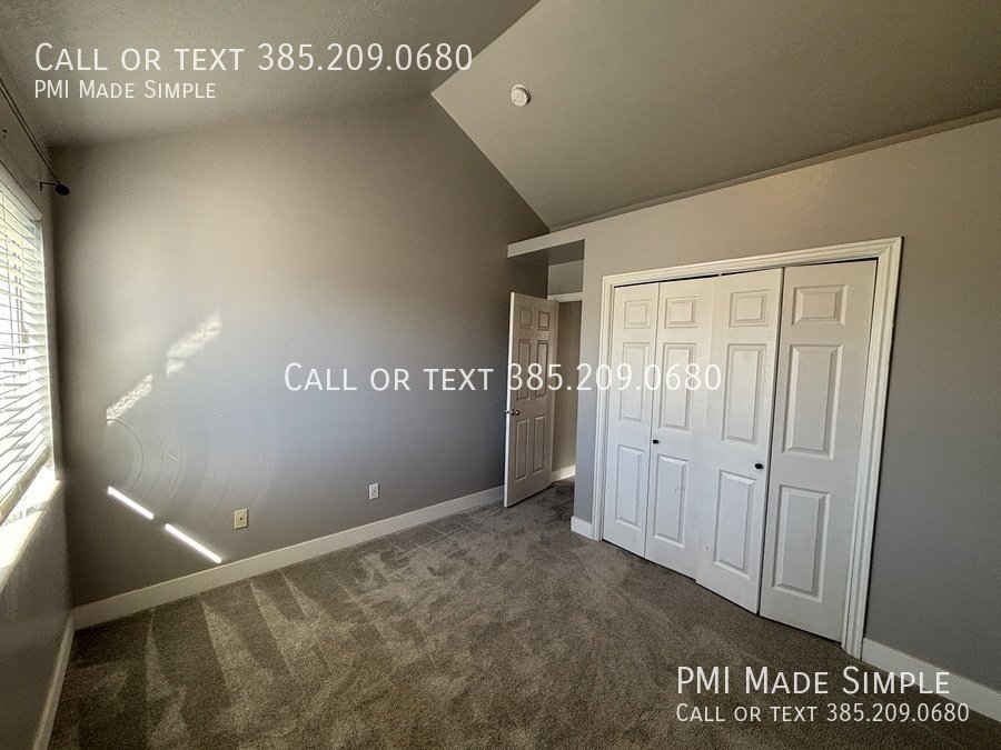 ☃️  $500 off First Month's Rent! Spacious Home w/ Big Fenced Back Yard | Pet dog welcome! property image