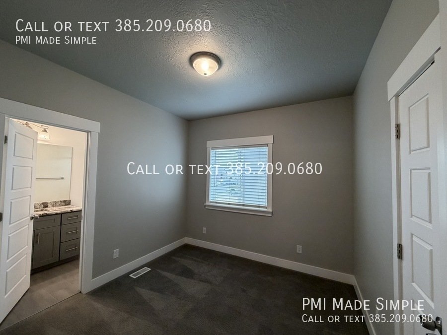 Incredible 3 BR Single Family Home! XMAS SPECIAL $$!! property image