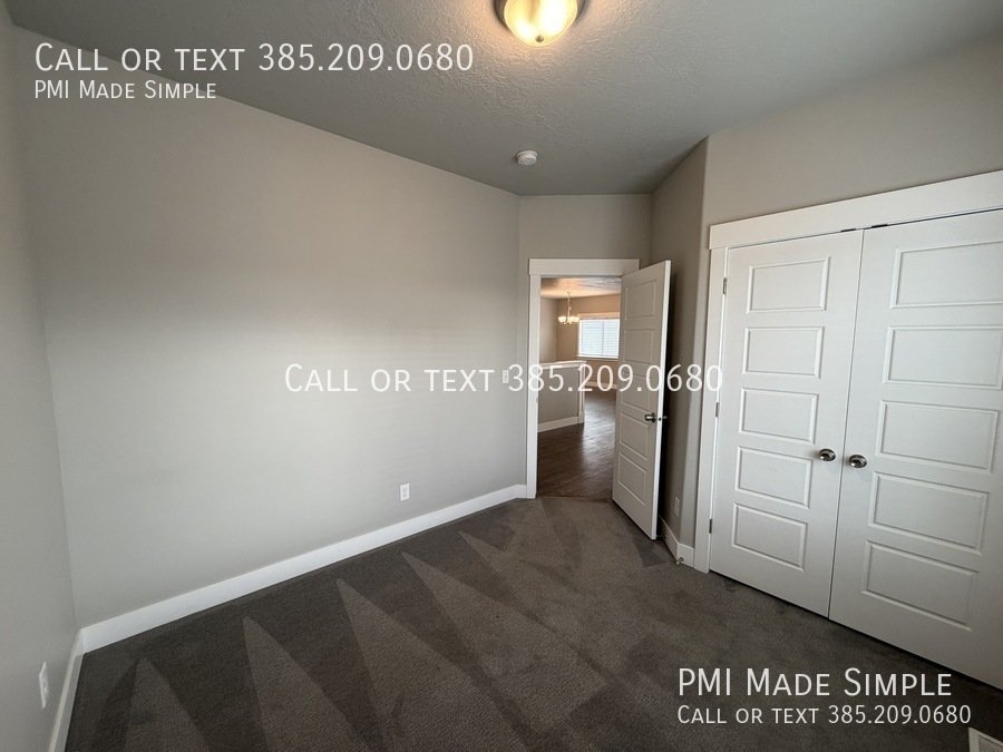 Incredible 3 BR Single Family Home! XMAS SPECIAL $$!! property image