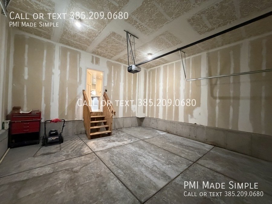 Incredible 3 BR Single Family Home! XMAS SPECIAL $$!! property image