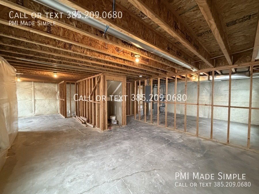 Incredible 3 BR Single Family Home! XMAS SPECIAL $$!! property image