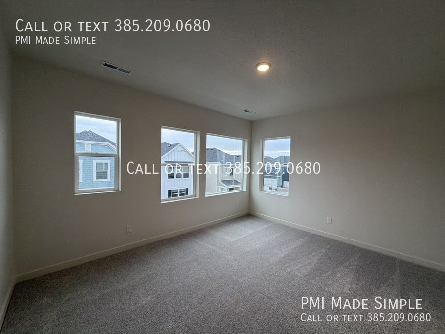 Beautiful Family Home in Highland! Get this XMAS SPECIAL TODAY! property image