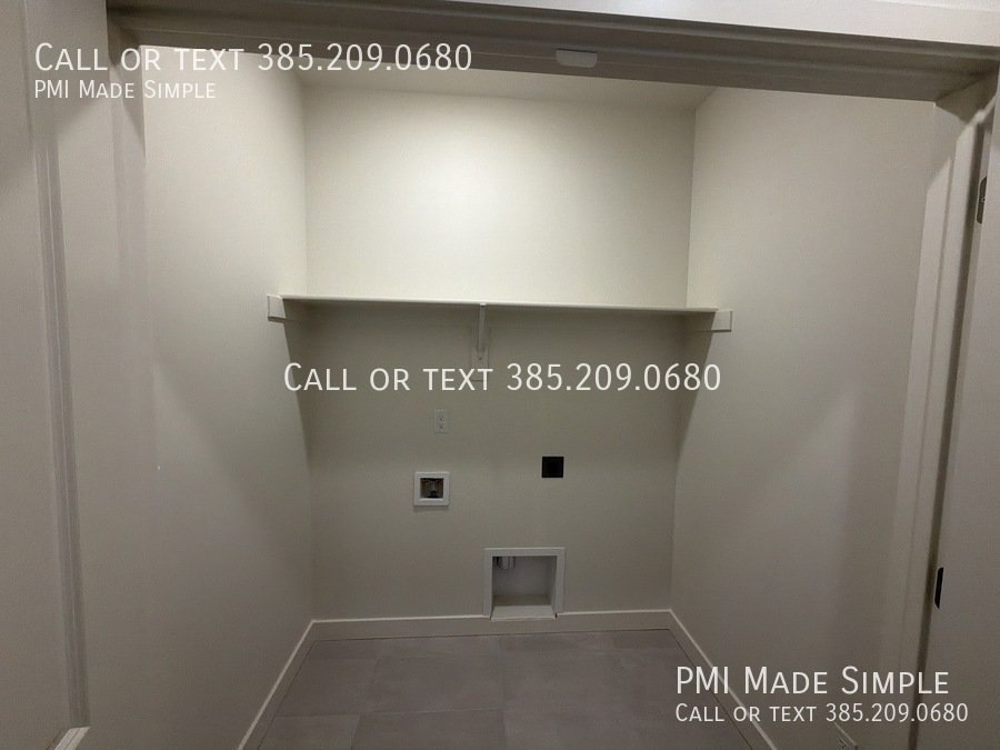 Beautiful Family Home in Highland! Get this XMAS SPECIAL TODAY! property image