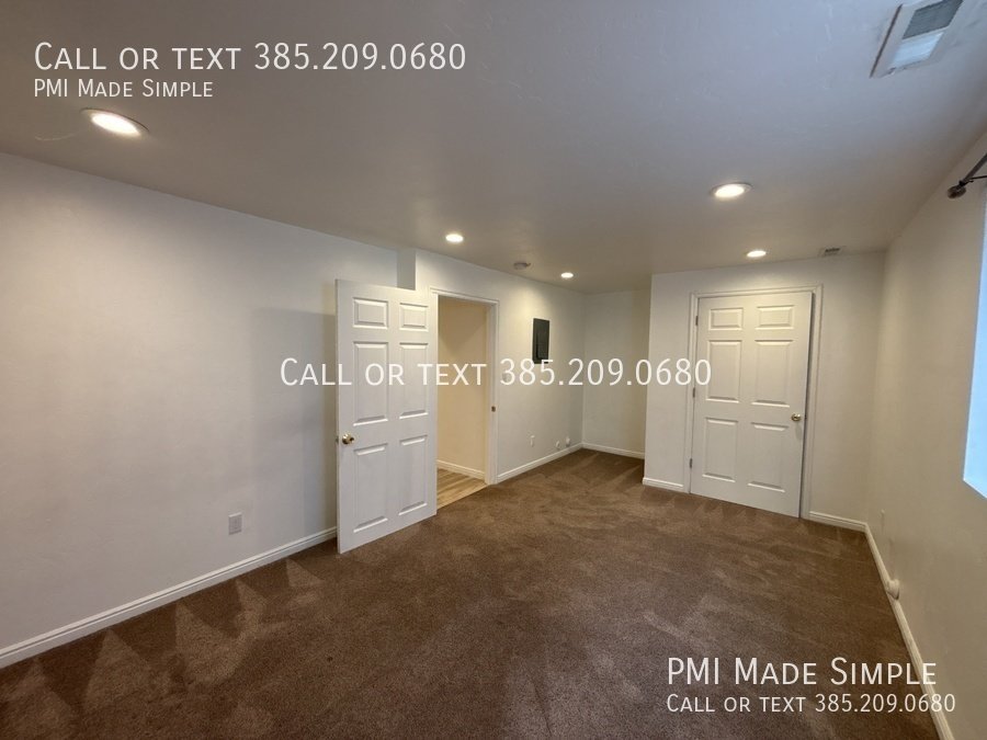 Spacious Home w/ Big Fenced Back Yard | Pet dog welcome! ⭐  $500 off First Month's Rent! ⭐ property image