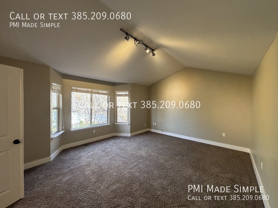 BEST Townhome with the Best Price in the area!| Dog Welcome ❄️ $500 off 1st Month property image