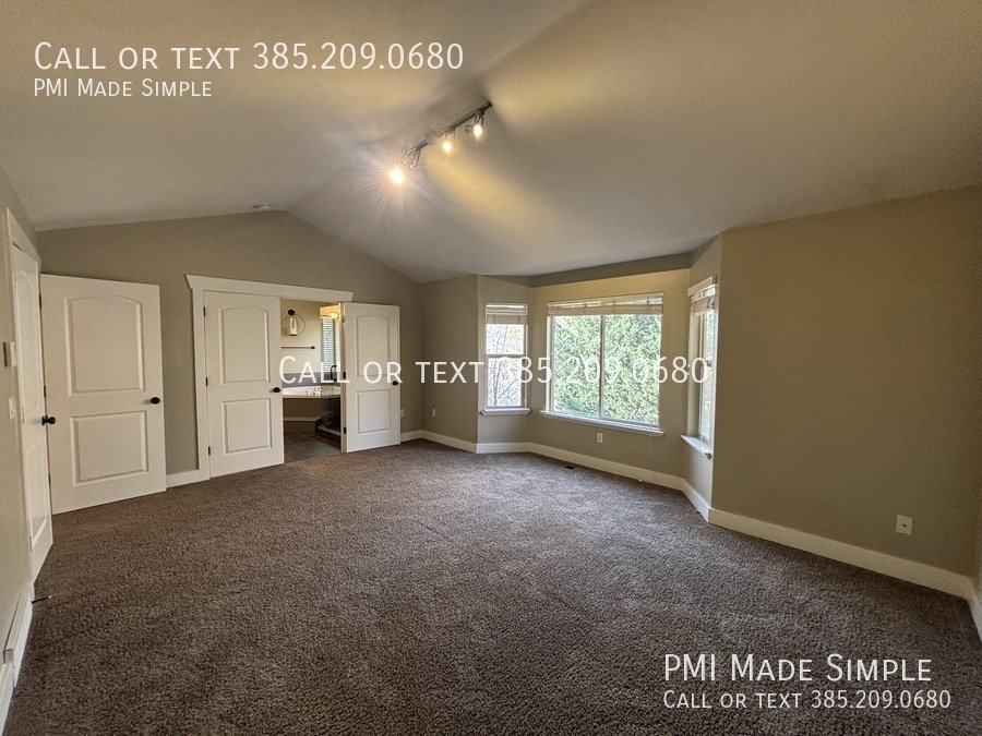 BEST Townhome with the Best Price in the area!| Dog Welcome ❄️ $500 off 1st Month property image