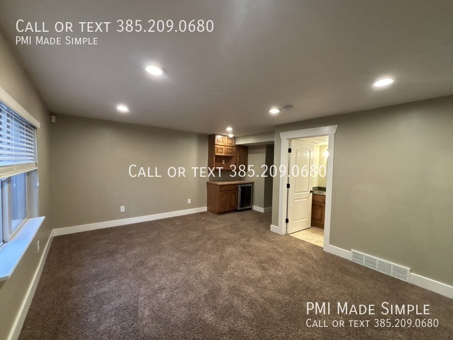 BEST Townhome with the Best Price in the area!| Dog Welcome ❄️ $500 off 1st Month property image