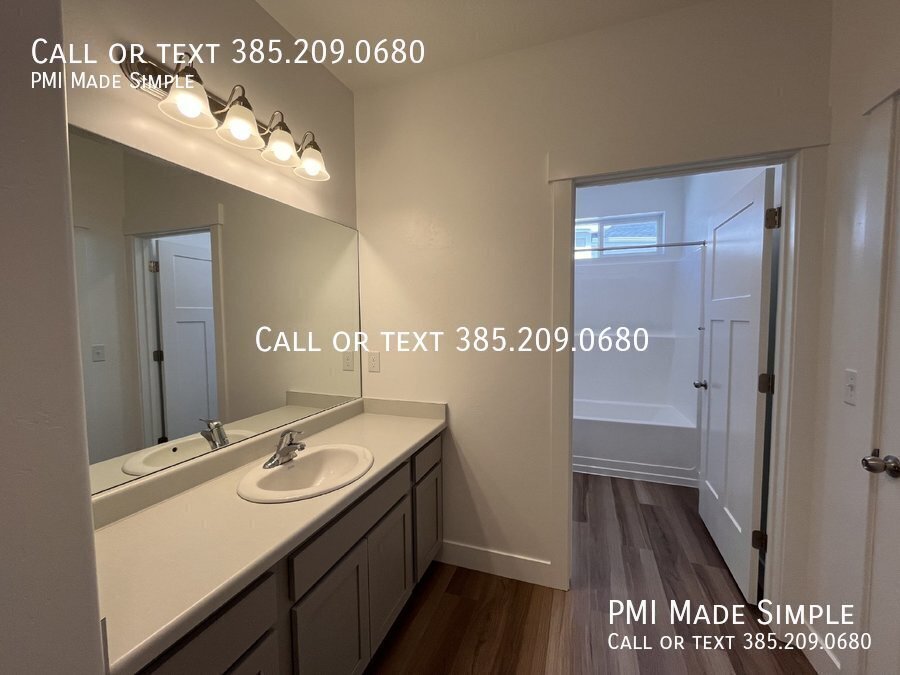 Spacious and Modern 3-Bed Condo in Herriman with a Balcony! property image