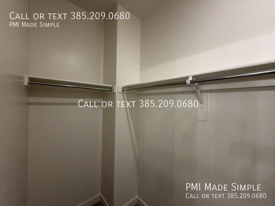 GORGEOUS Home in Highland!  MOVE IN SPECIAL$$$! property image