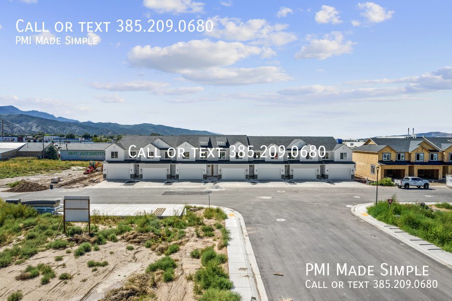 Pet friendly and LARGE back yard Townhome in the Country! property image