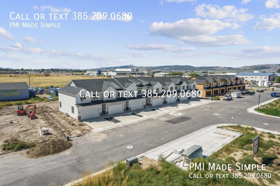 Pet friendly and LARGE back yard Townhome in the Country! property image