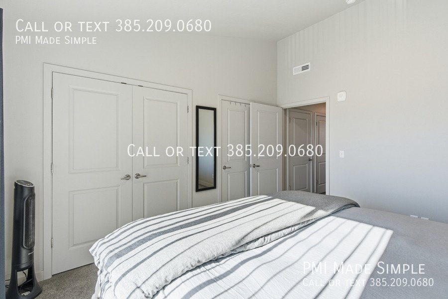 Gorgeous views Near UVU from this 4th Floor Condo! property image