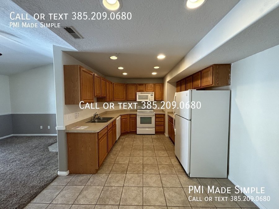 GREAT LOCATION! Top Floor Condo in Eagle Mountain COMING SOON! property image