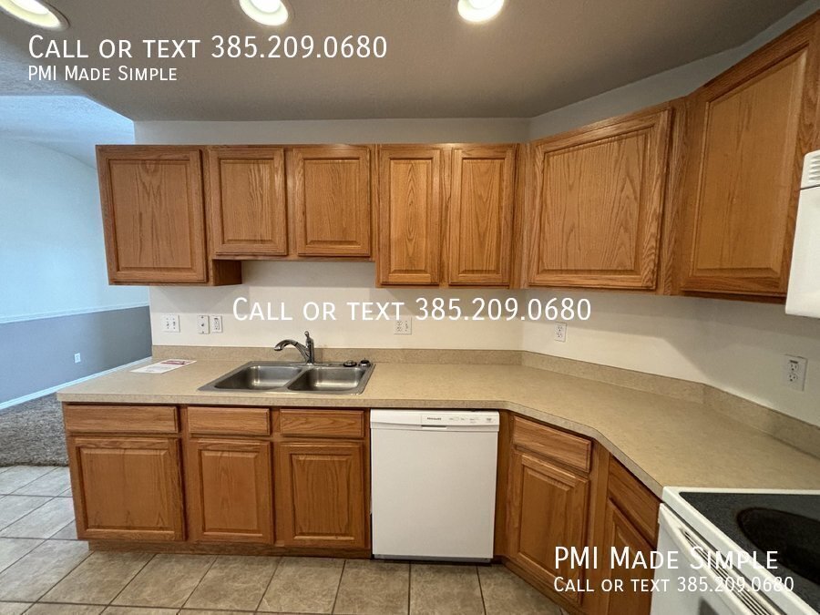 GREAT LOCATION! Top Floor Condo in Eagle Mountain COMING SOON! property image
