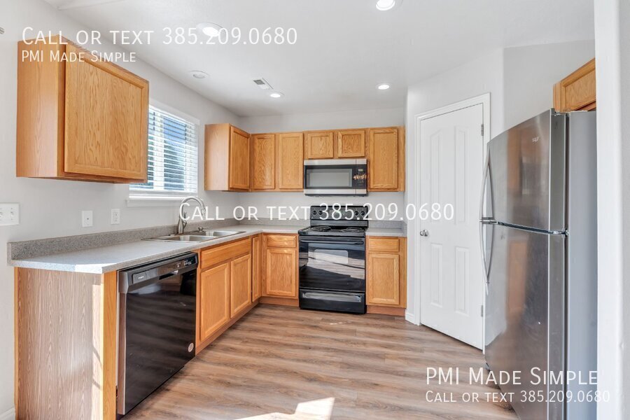 $250 off | Chickens+Dog Allowed! 3-Bd Home in Eagle Mtn property image