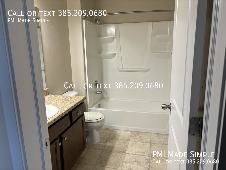 COMING SOON! Stylish 3-Bed Condo in Saratoga Springs with 2 Car Garage property image