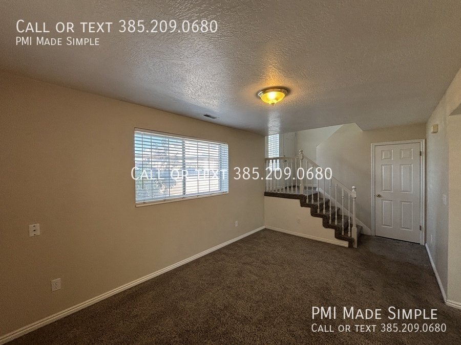 $500 Off + Free Flat Screen TV! Updated 3-bed Townhome with a big yard | Dog Friendly! property image