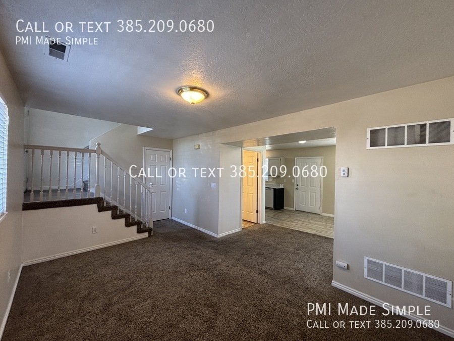 $500 Off + Free Flat Screen TV! Updated 3-bed Townhome with a big yard | Dog Friendly! property image