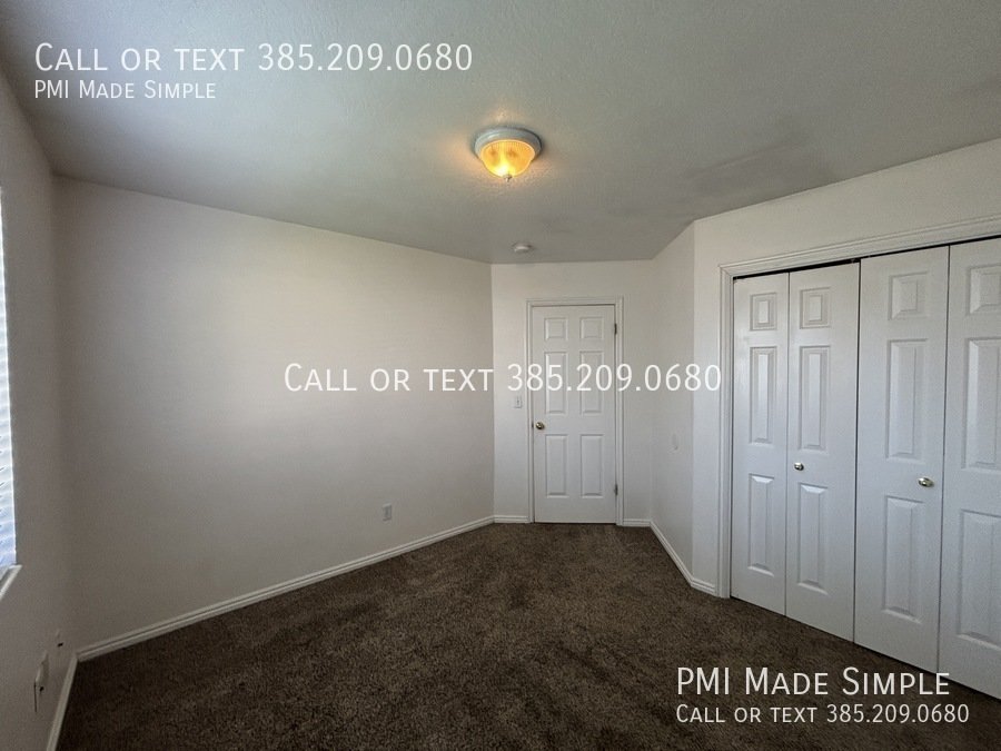$500 Off + Free Flat Screen TV! Updated 3-bed Townhome with a big yard | Dog Friendly! property image