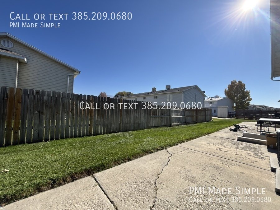 $500 Off + Free Flat Screen TV! Updated 3-bed Townhome with a big yard | Dog Friendly! property image