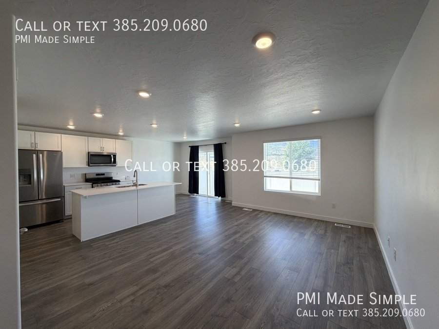 READY TO VIEW! Spacious 3-BR Townhome in Santaquin! property image