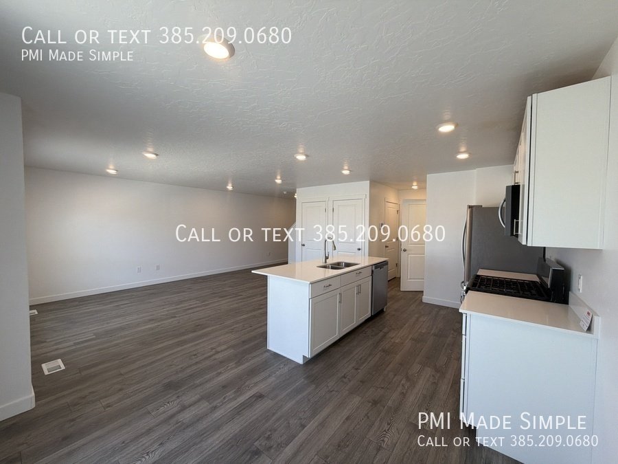 READY TO VIEW! Spacious 3-BR Townhome in Santaquin! property image