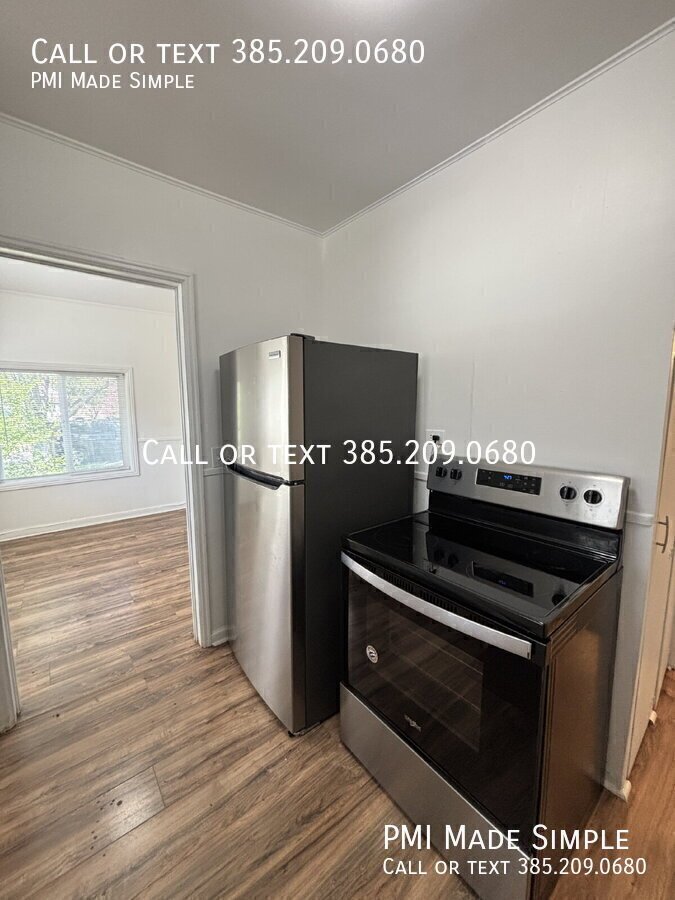 2 BR home in UPPER level. PRIME Location! COMING SOON! property image