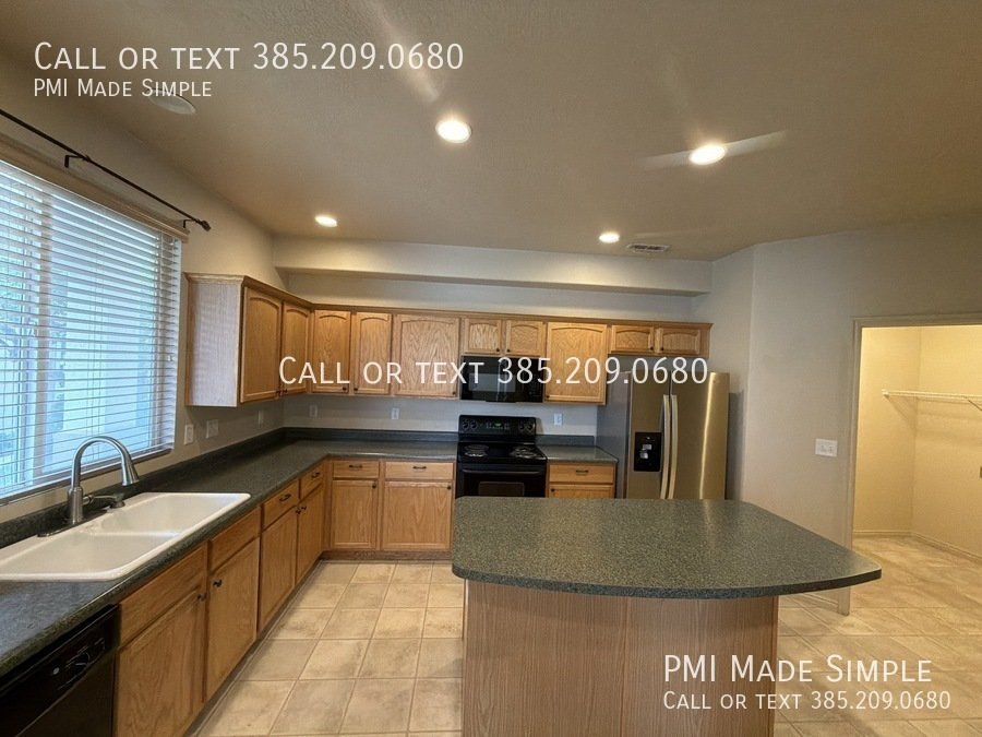 Beautiful 3-Bedroom Townhome Near Silicon Slopes | Available Now! property image