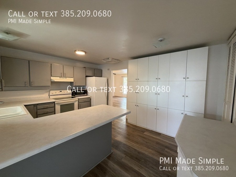 $$MOVE IN SPECIAL$$! Spacious Home with Basement Apartment in Taylorsville! property image