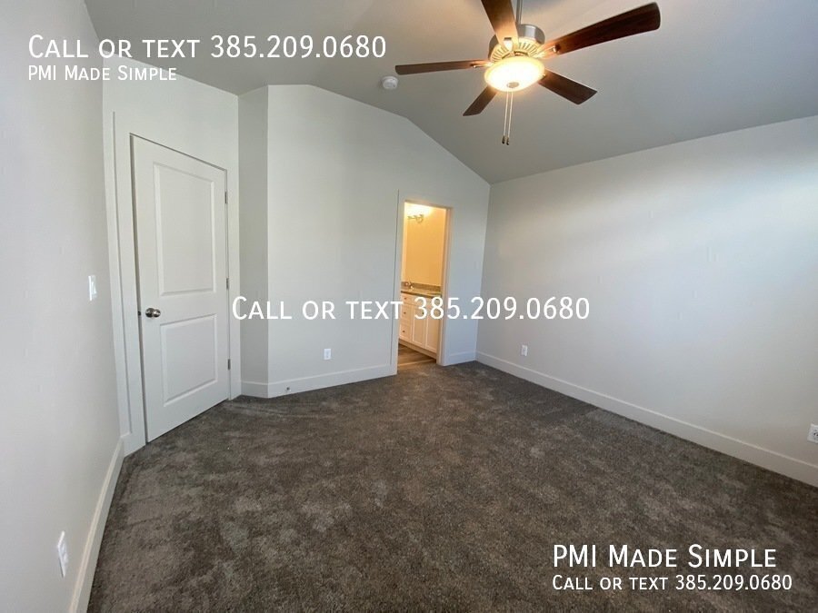 Beautiful 3BR Townhome near the Mountains COMING SOON! property image