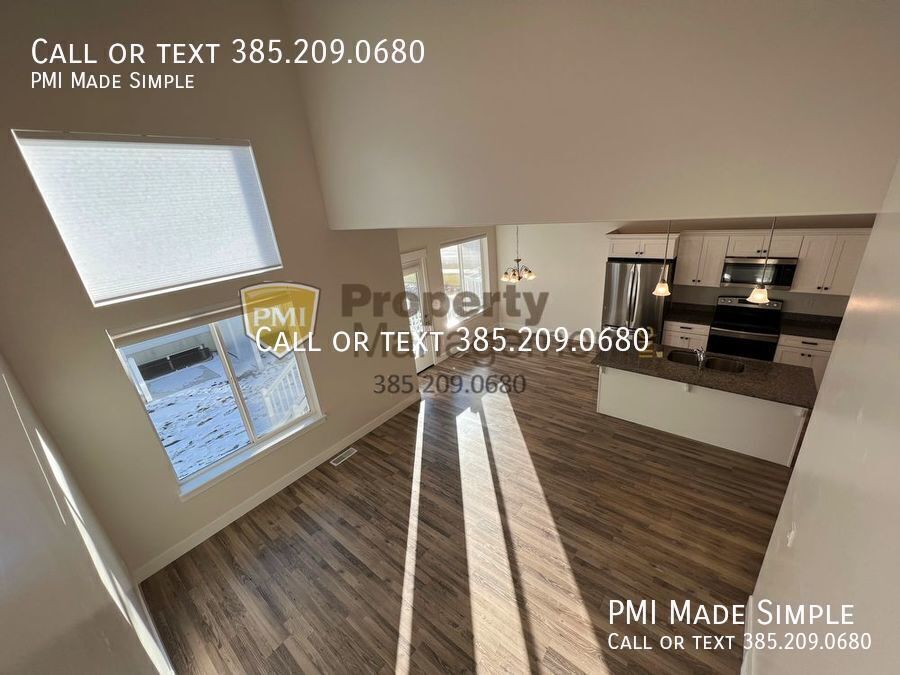 GORGEOUS & SPACIOUS Vineyard Townhome COMING SOON! property image