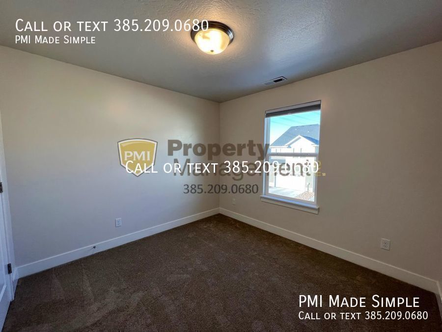 GORGEOUS & SPACIOUS Vineyard Townhome COMING SOON! property image
