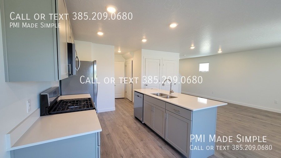 3 Bed PET FRIENDLY Townhome in friendly Lehi neighborhood COMING SOON! property image