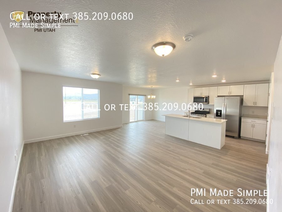 COMING SOON! Captivating Barley Bend Townhome! property image