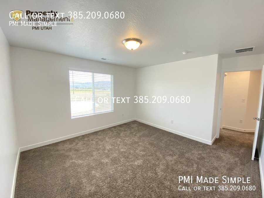 COMING SOON! Captivating Barley Bend Townhome! property image